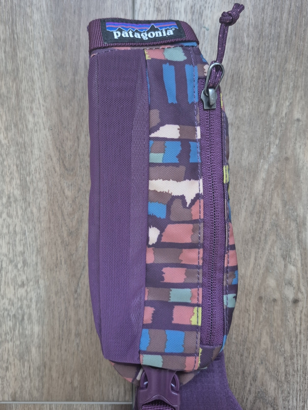Patagonia Atom 8L Sling Bag Multicolor Fitz Roy Patchwork Night Plum Outdoor - Picture 6 of 9